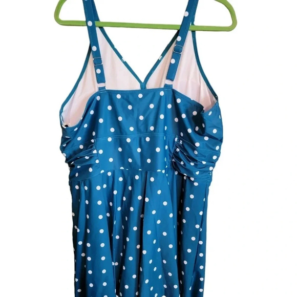 Plussize swim dress - Picture 2 of 2